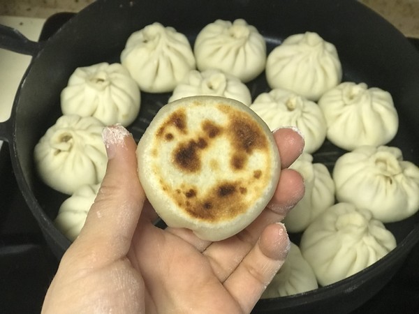 包子经常干瘪发硬，这样做包子，鲜香软嫩汁水多，全家人都爱吃