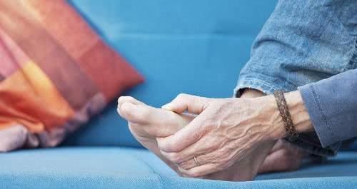 胆固醇|血脂高的人,晚上睡觉或有4个表现,若都没有,说明血液还未黏稠