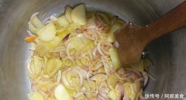 土豆|“胃病克星”被发现,隔三差五吃1次,保护胃黏膜,食欲好身体棒