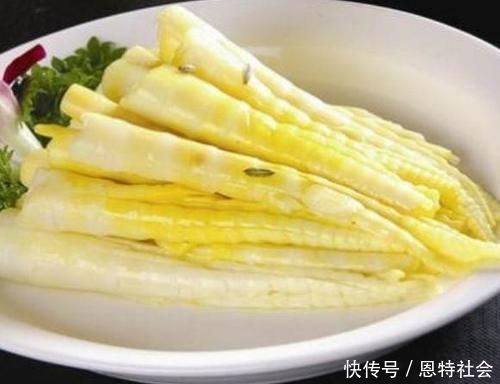 黄花菜|此6种蔬菜不焯水“不可以吃”，多数人都不晓得，还一直再吃