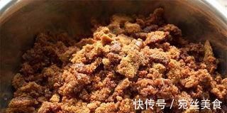 红豆|女性月经量少？坚持每天吃6种食物，或能疏通经血，子宫更健康