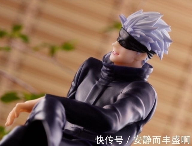 二郎腿|压泡面的手办，怎么能缺少大长腿？基德和五条悟都不错