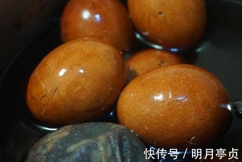 小米粥|鸡蛋别总煮着吃,这样卤一卤,鲜香入味,每次做都不够吃