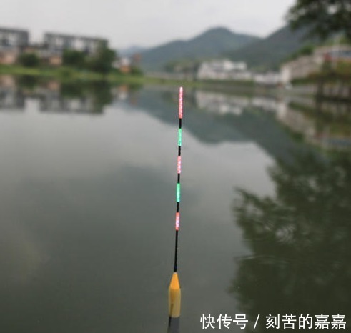 钓友注意旧鱼漂别用了，新式“七星漂”一出，不愁大鱼钓不到