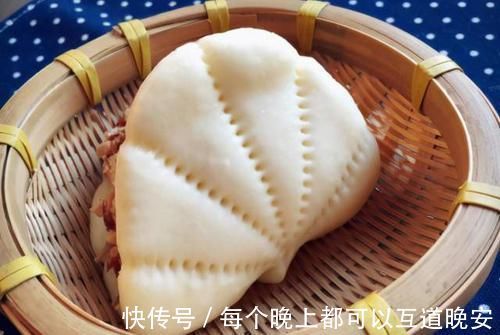 荷叶馍|面粉别只会蒸馒头，试试这个做法，既是菜也是主食，解馋过瘾饱腹