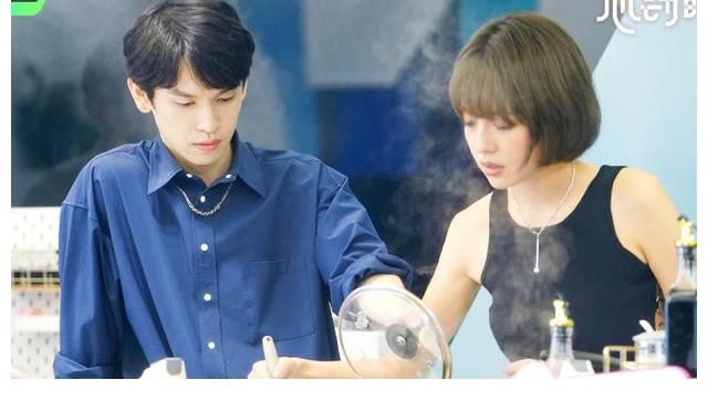 方程式|《心动4》节目组不藏了，直接放出“方程式”cp约会预告，齁甜