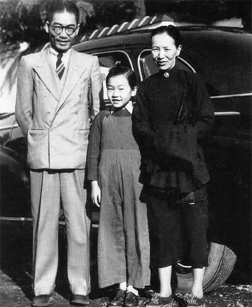  张爱玲不待见她，林徽因也讨厌她，而她却活成了童话中的模样