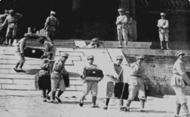 洛克菲勒|慈禧口中价值8亿的夜明珠，如今在一大亨手中，却再无法买回