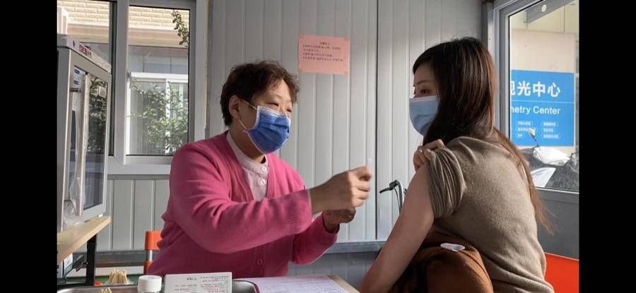 新冠疫苗|济南开打新冠疫苗序贯加强免疫，已有市民接种