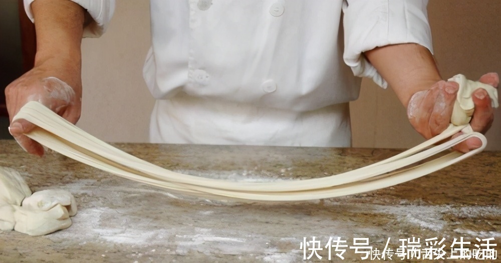 口感|和面时，有人加盐，有人加油，口感差别还挺大，学会以后别乱做了