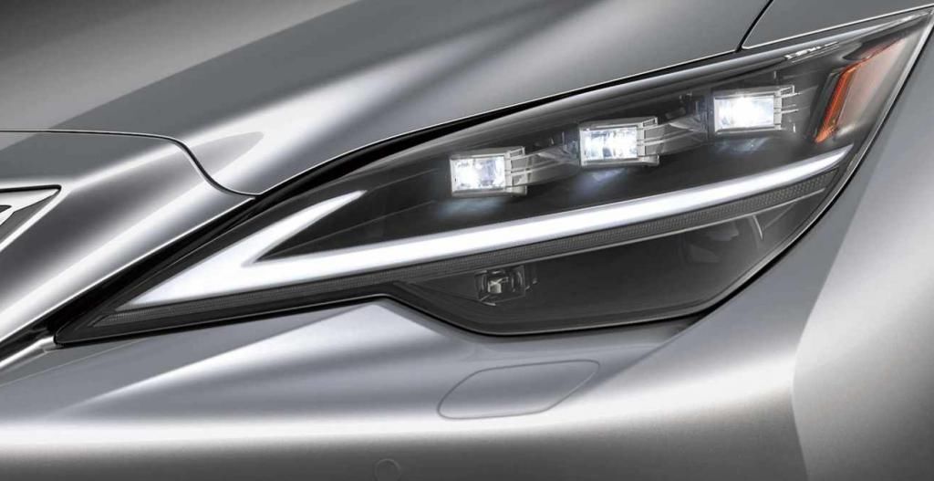 铁了心扳倒奔驰s级 从150万下探到77万 车长5米2 带 飞机后排 乐惠车 铁了心扳倒奔驰s级 从150万下探到77万 车长5米2 带 飞机后排 乐惠车