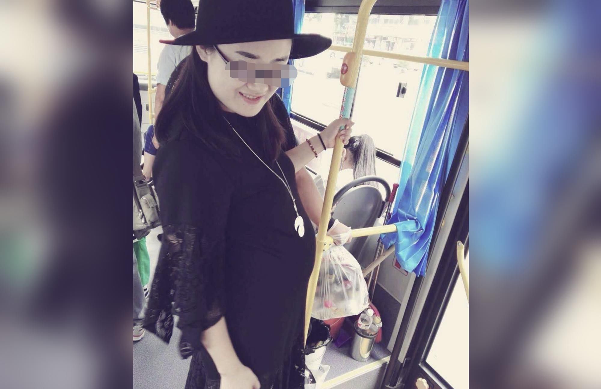 维护|“车都买不起,还敢生二胎?”孕妈挤公交被嫌弃,孩子给力维护