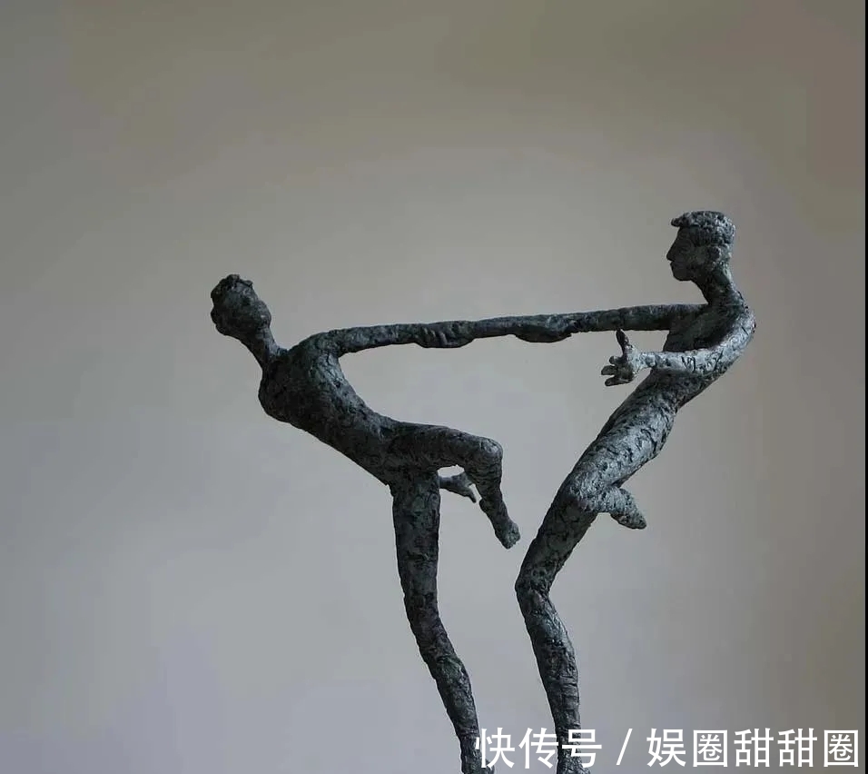 Quinn!Bob Quinn 和他的表现主义雕塑