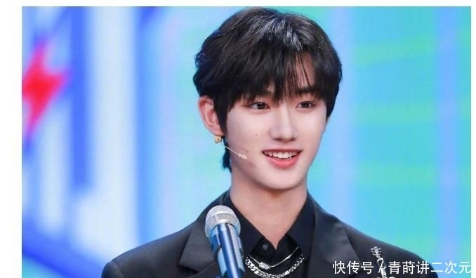丁程鑫進駐《快本》,時代少年團打call,統一稱呼團魂強