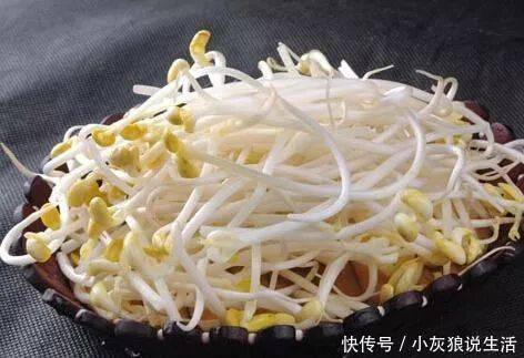 黄樟素|饭桌上不要出现这4种蔬菜，一个比一个伤肝！医生都不吃！