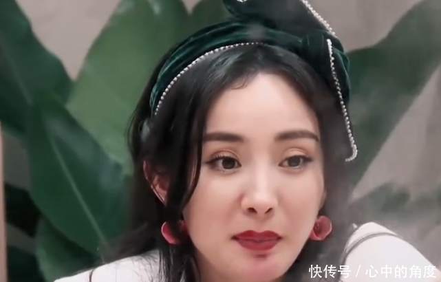 杨幂《密逃》疲态尽显,眼窝凹陷用遮瑕掩盖,3季状态对比很尴尬