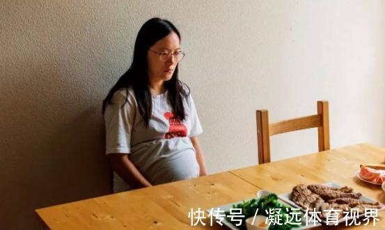 一日三餐|95后孕妈晒自制餐哭诉吃不好,网友不买账:不会做饭有理了?