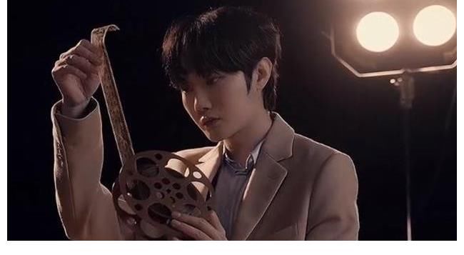 《追光吧》第一轮公演录完，吴建豪组全员晋级，还没播已淘汰一人