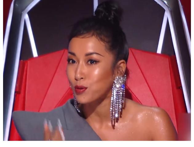 张碧晨|《中国好声音》吉克隽逸：究竟是情商低还是节目安排她抢戏？