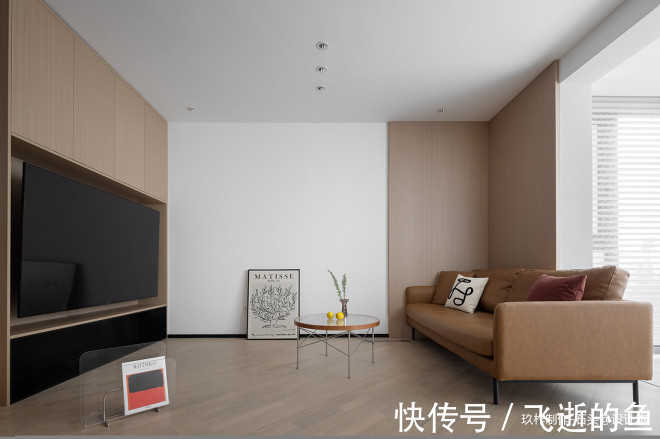 简约|100平简约三居，客厅动线新体验！