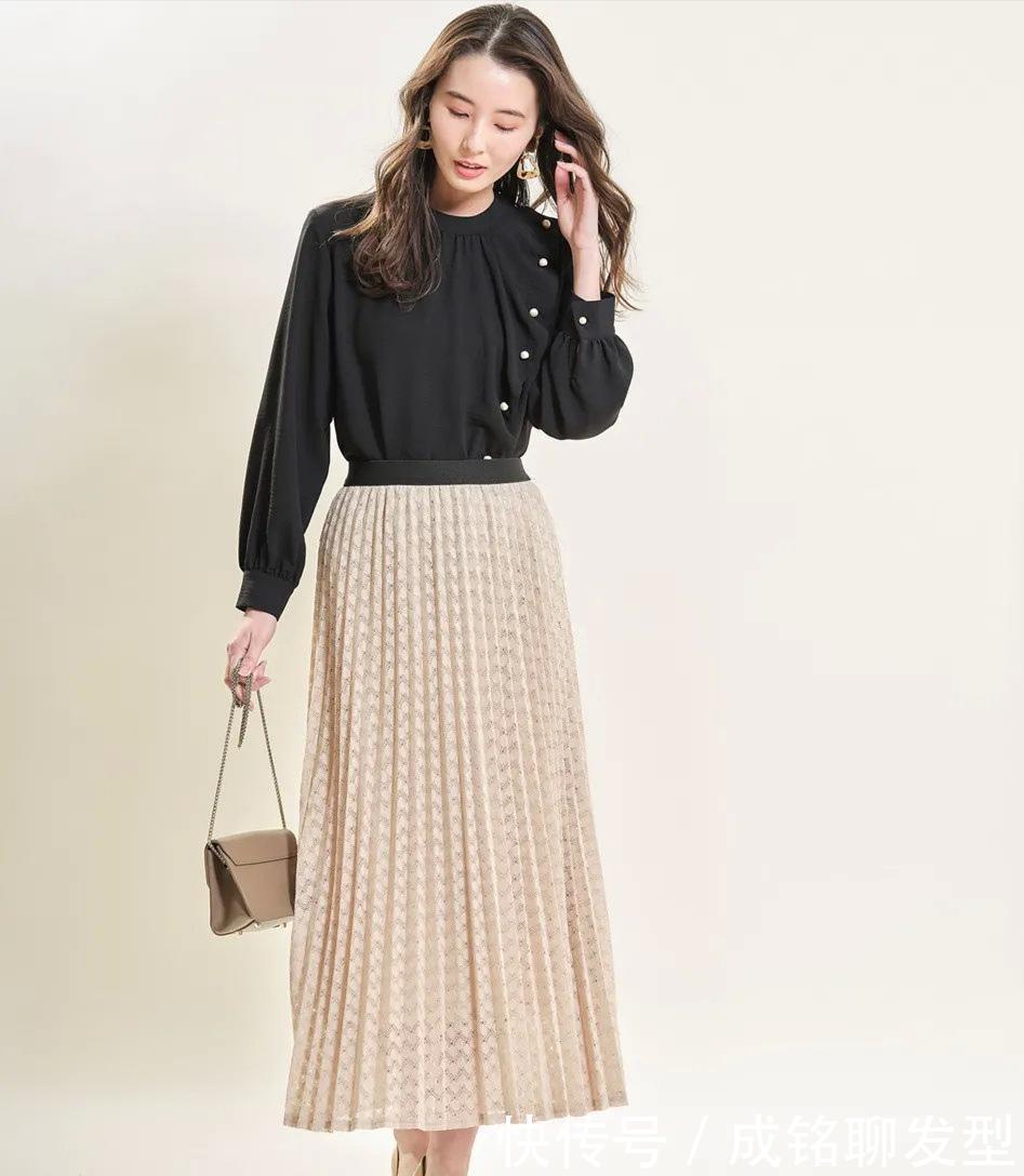 半身裙|三四十岁的女人如何避免“成熟感”,学一下这几款穿搭,超减龄