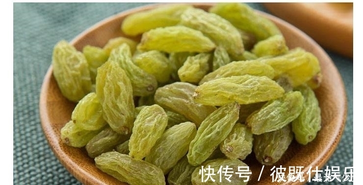 营养物质|葡萄干和它泡在一起,每天喝一杯,睡得好,气血足了,皮肤更红润