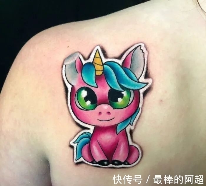 糙汉！超逼真的3D纹身，像粘在皮肤上的贴画，强迫症：好想撕掉它