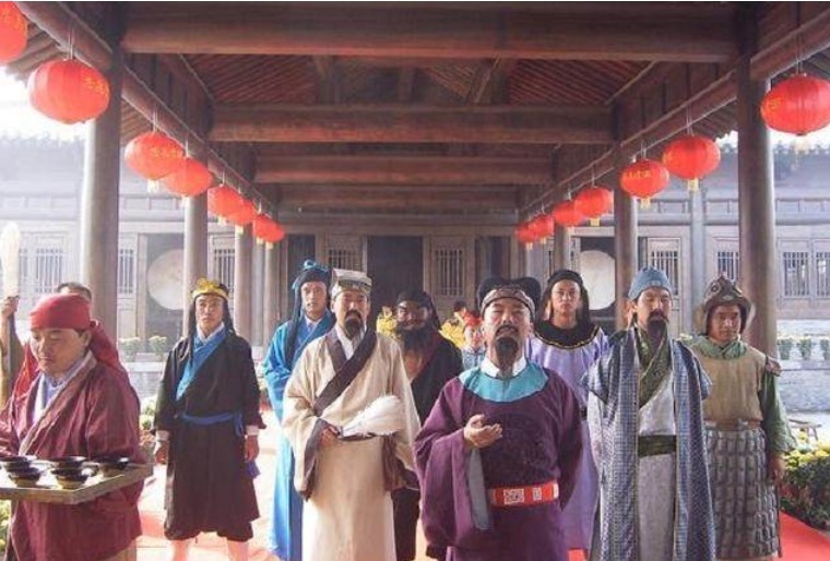 梁山最大的两个金主,为宋江提供大量资金,换来两个天罡席位!