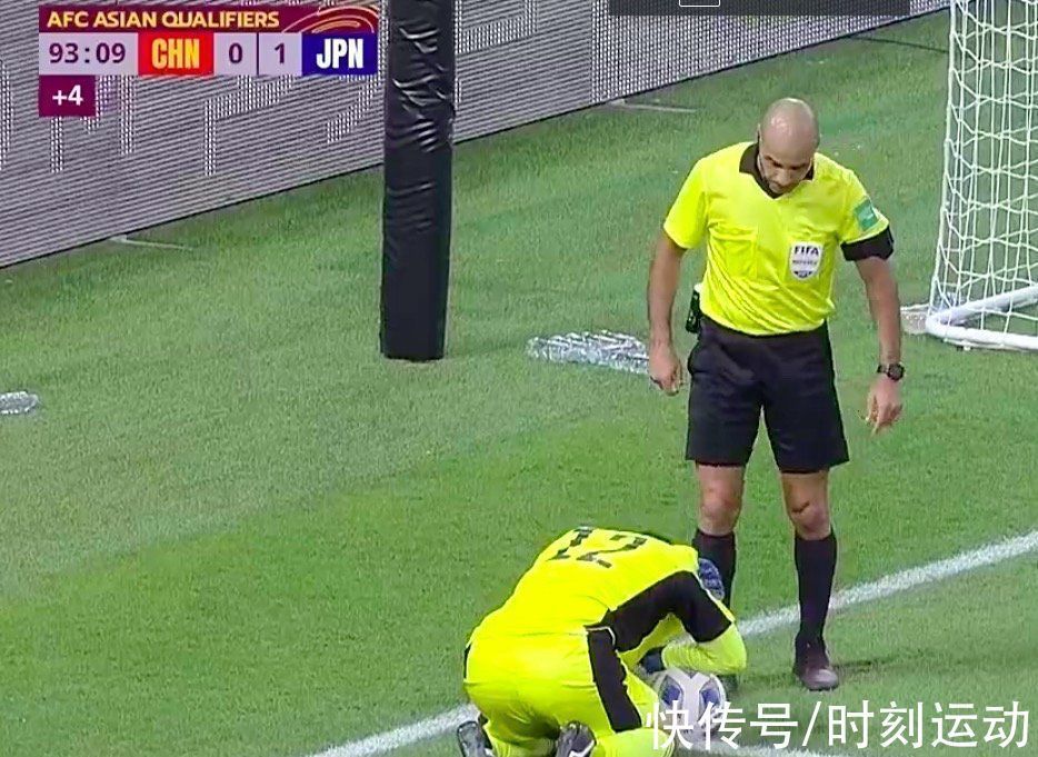 v越南出招了,施压国际足联亚足联,国足决战,李铁武磊须警惕裁判