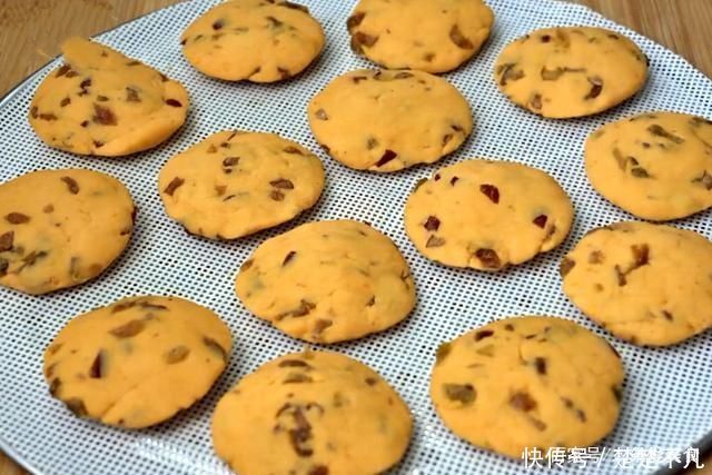 秋天,少吃土豆南瓜多吃它,锅中一蒸,暄软劲道,比馒头还好吃