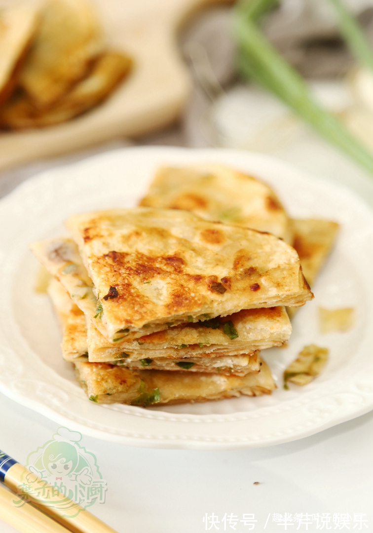 葱花饼吃了几十年,第一次发现如此妙招,太棒了!又快又好层层酥
