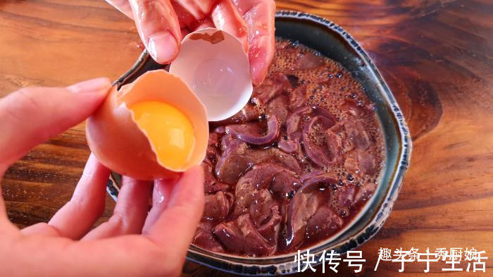 下酒菜|下馆子时，懂行的人从来不点此菜，厨师：我们自己都不吃，太脏！