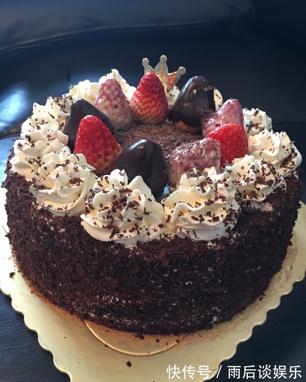 吃肉|为什么突然很想吃肉、甜食？很可能是身体再给你发送生病信号