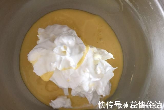 开裂|新手也会做的戚风蛋糕，不缩腰塌陷开裂，保证一次成功