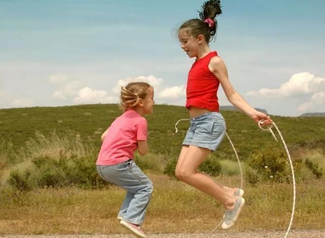 表哥|父母个子矮不要怕,抓住几个增高“黄金期”,突破基因限制不在话下