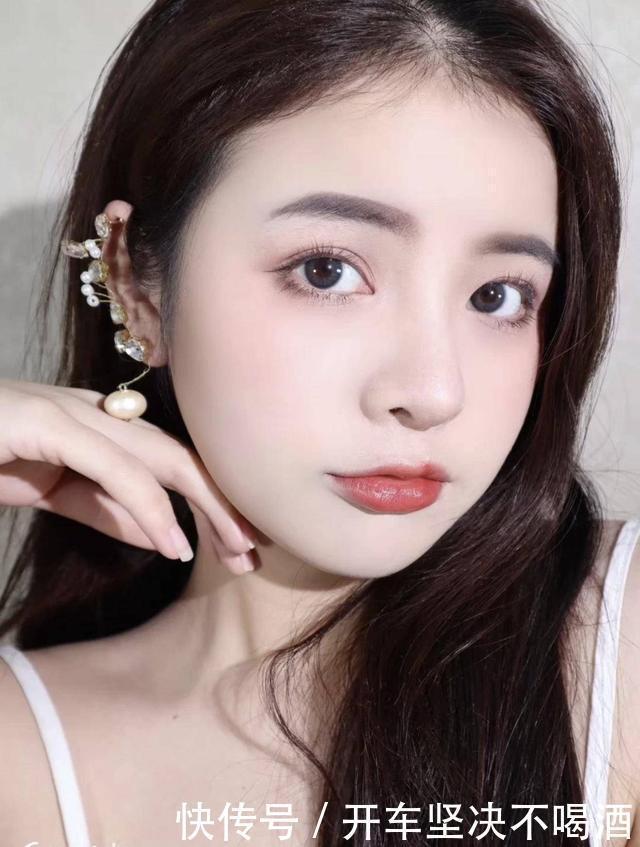 肌肤|油皮妹子适合这几款面霜,轻松调节水油平衡,清爽不油腻