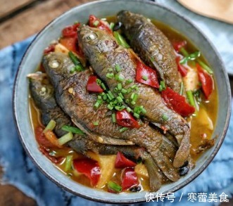 此菜要常给孩子吃,补钙促进骨骼发育,美味又营养,比骨头汤强