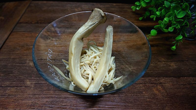 王小厨|此菜被称为“消食菜”,比肉好吃,消食开胃,花3块钱能做一大盘