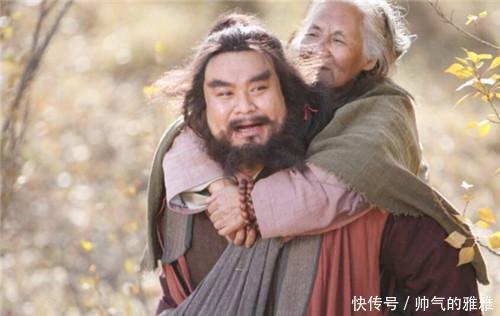 李逵母亲双眼失明,不幸被老虎吃掉,为何宋江等人却大笑不止