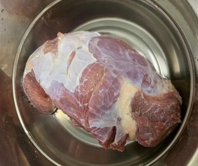 猪肉搁冰箱里头能冻多久时间长到你不敢信,但是不建议存这么久