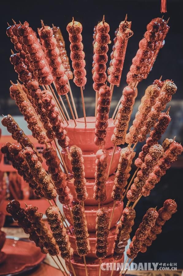 过年啦!去兰州老街看灯会吧