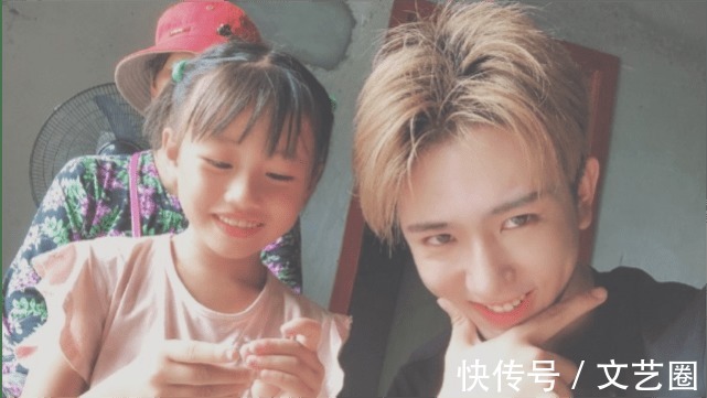 气质|《变形计》张迪和丽姐逛街被偶遇,丽姐很潮大长腿吸睛,气质比张迪还社会