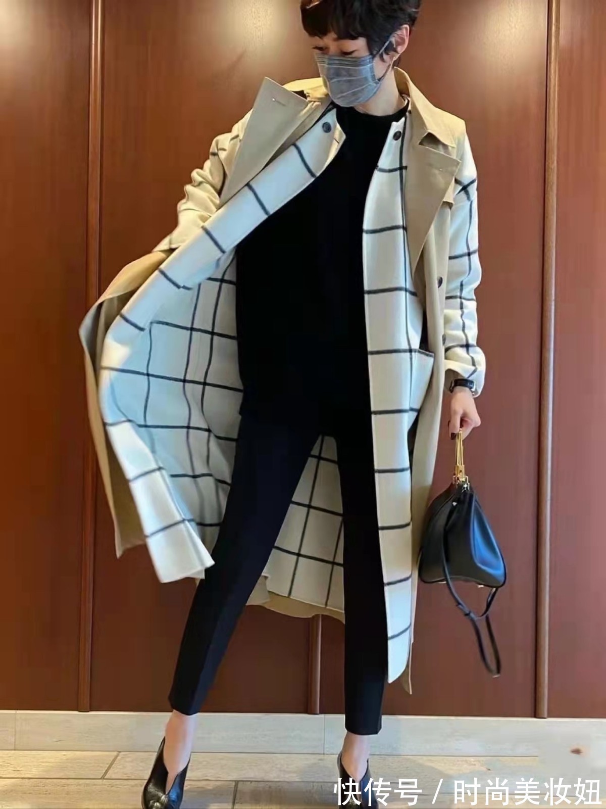 风衣 50岁女人穿衣越简单越高级,分享日本主妇穿搭,照穿优雅大气