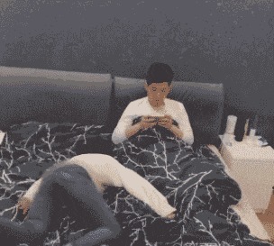 |搞笑GIF趣图： 吓我一跳，其实我第一眼没看出来