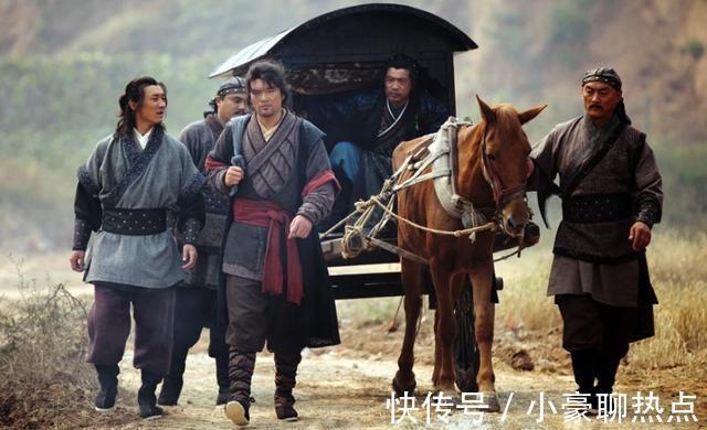 中武松|《水浒传》中武松抱住孙二娘,将她按倒在地时,张青为何不帮忙