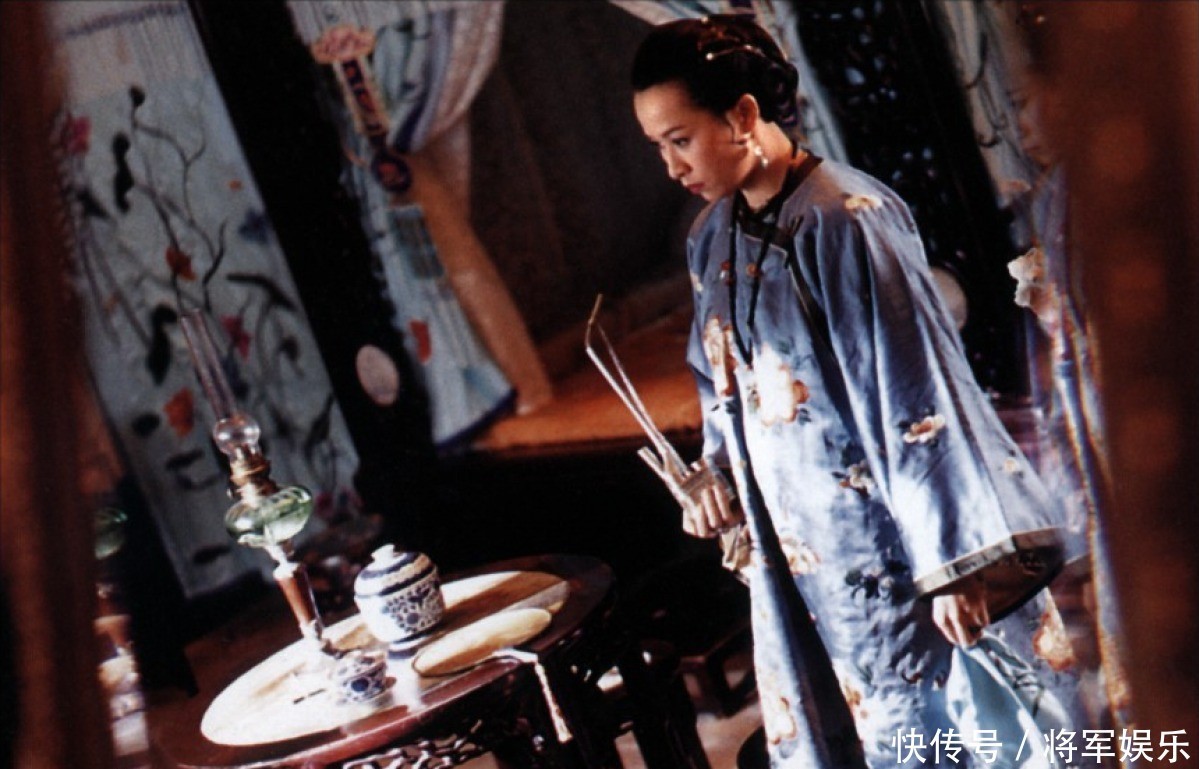 富商|李嘉欣十八岁艳名远扬,玩转才子富商,嫁入豪门后被嘲不如从前