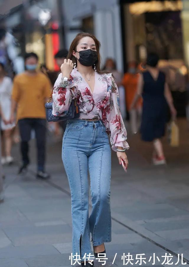 别拿“圆润”当借口,打底裤也非救星,这样穿让你摆脱庸俗感!