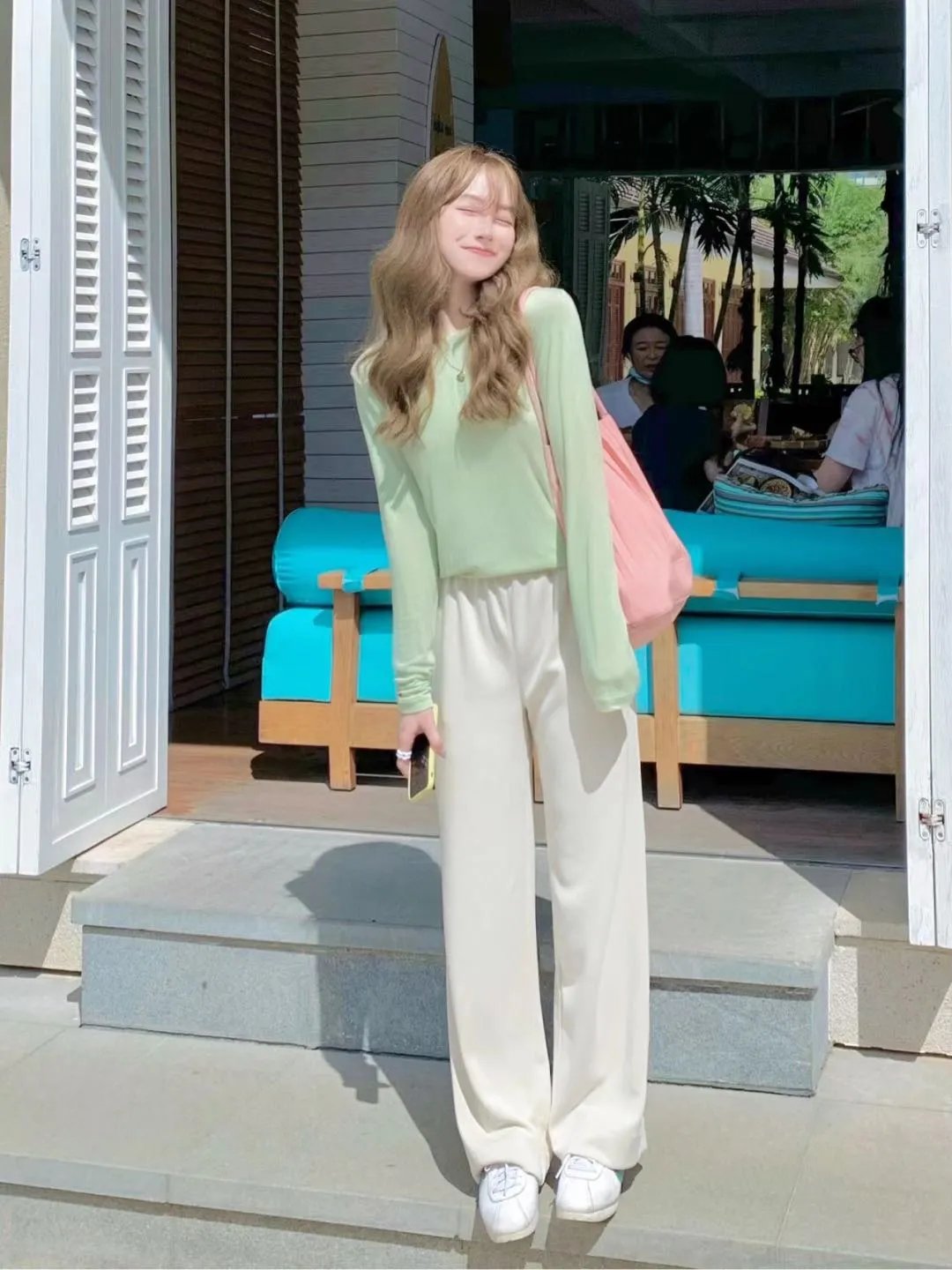 粗腿|今秋流行的几条裤子！小个子穿显高，粗腿穿显瘦