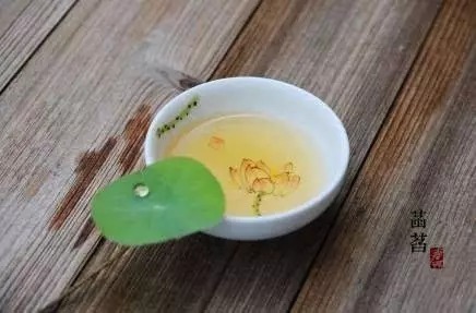 看一代名僧,婉拒一代才女