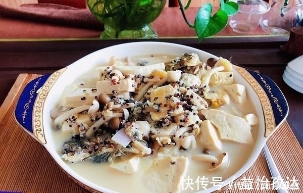 鲫鱼的神奇做法,补血又养胃,好吃又营养,绝对是一道硬菜